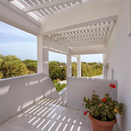 Sunrise Studios In Perissa Exterior photo